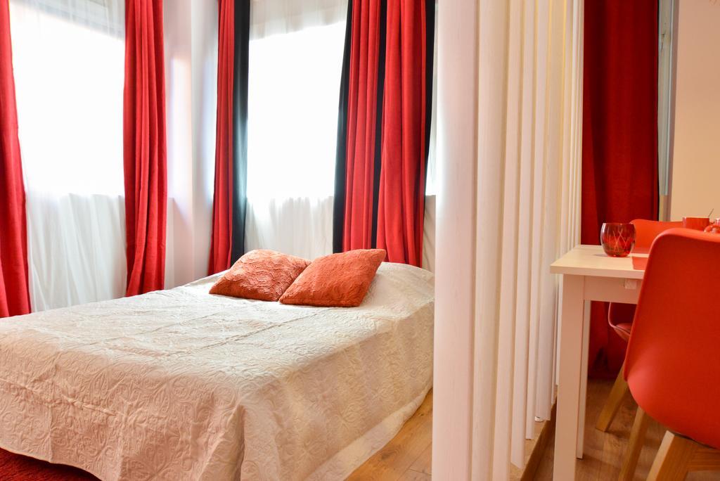 Studio Rouge Ramblas Centre Тулуза Экстерьер фото